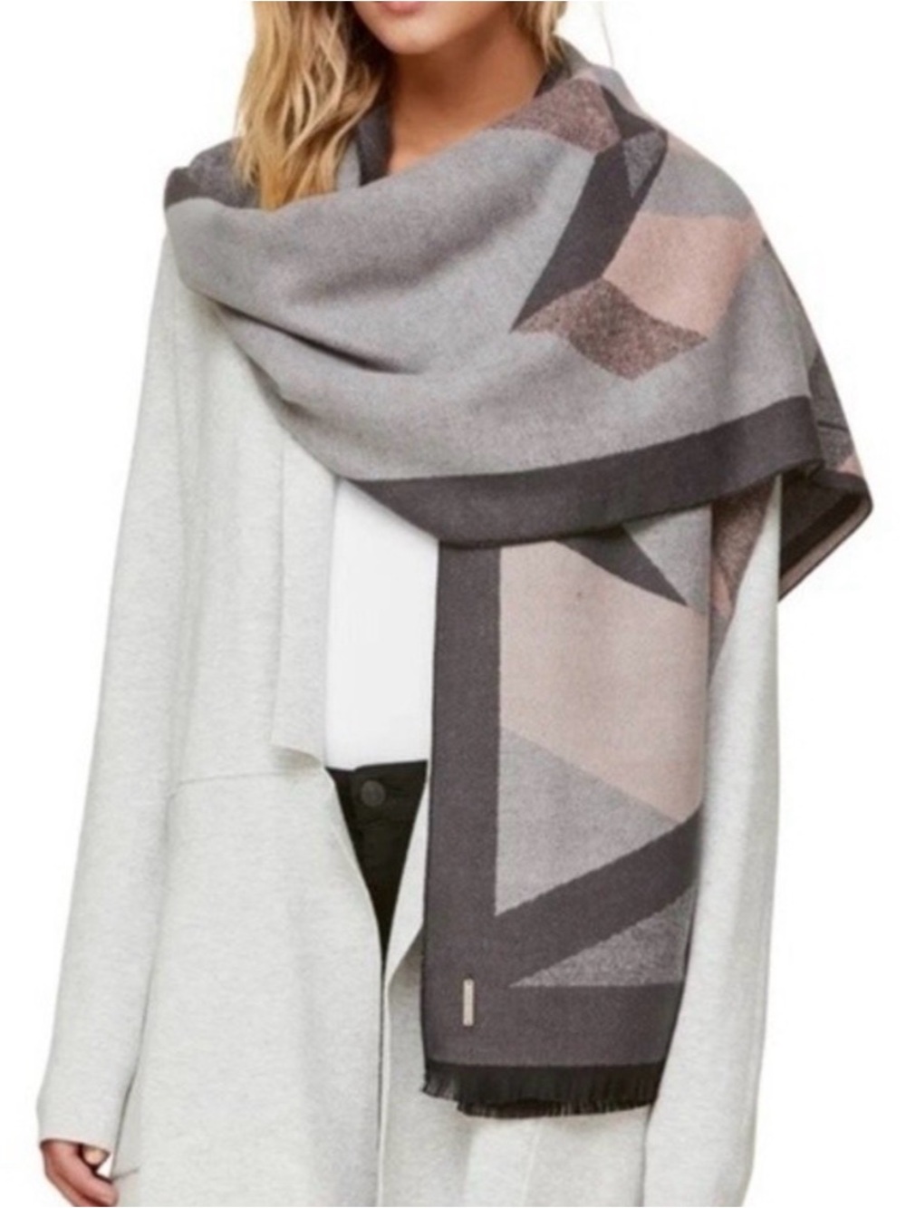 Soia & Kyo Larisa Woven Geometric Shawl Wrap Blush Ash Fringe Soft Scarf NWOT